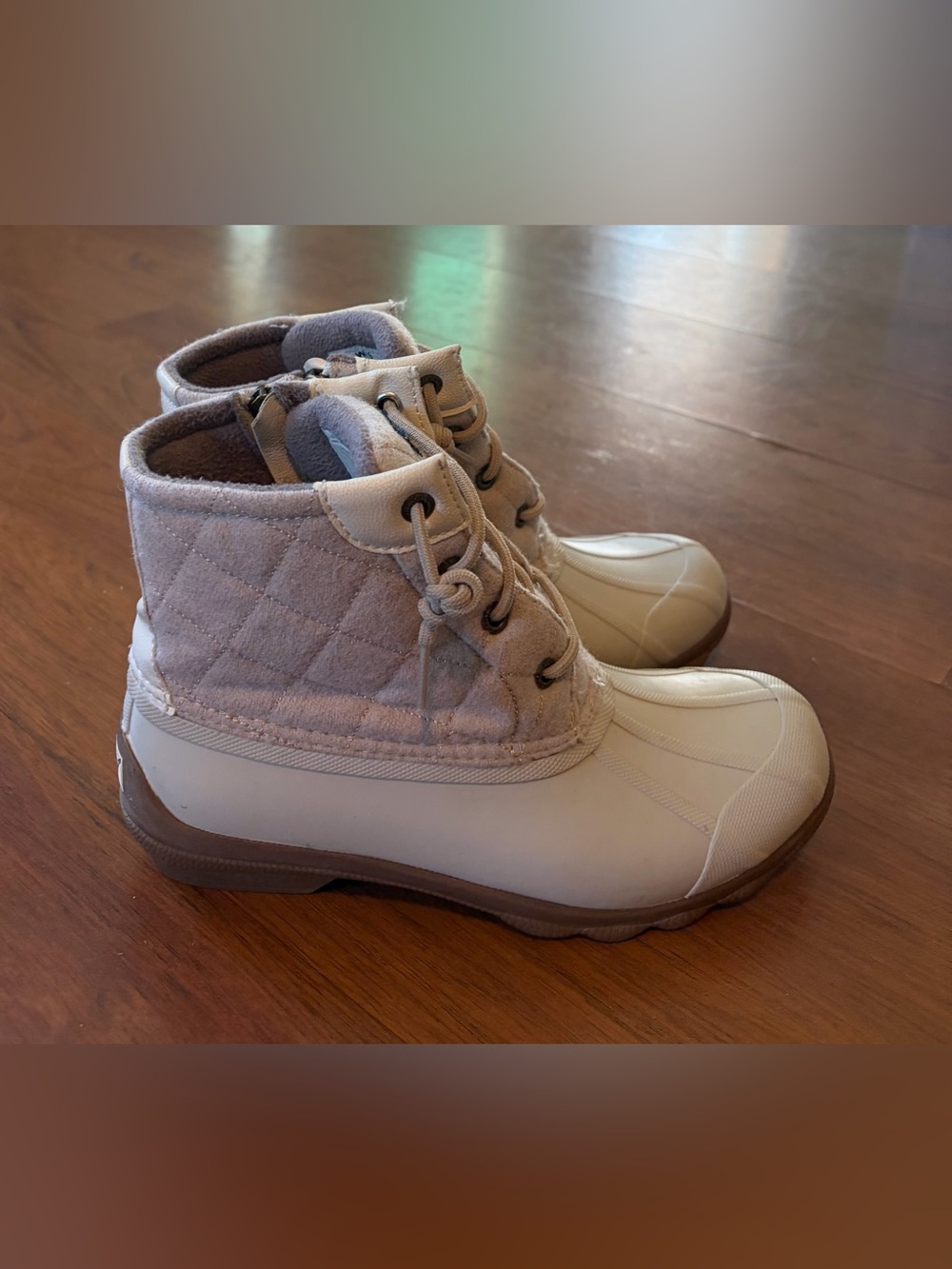Sperry Women’s Quilted Boots - Cream